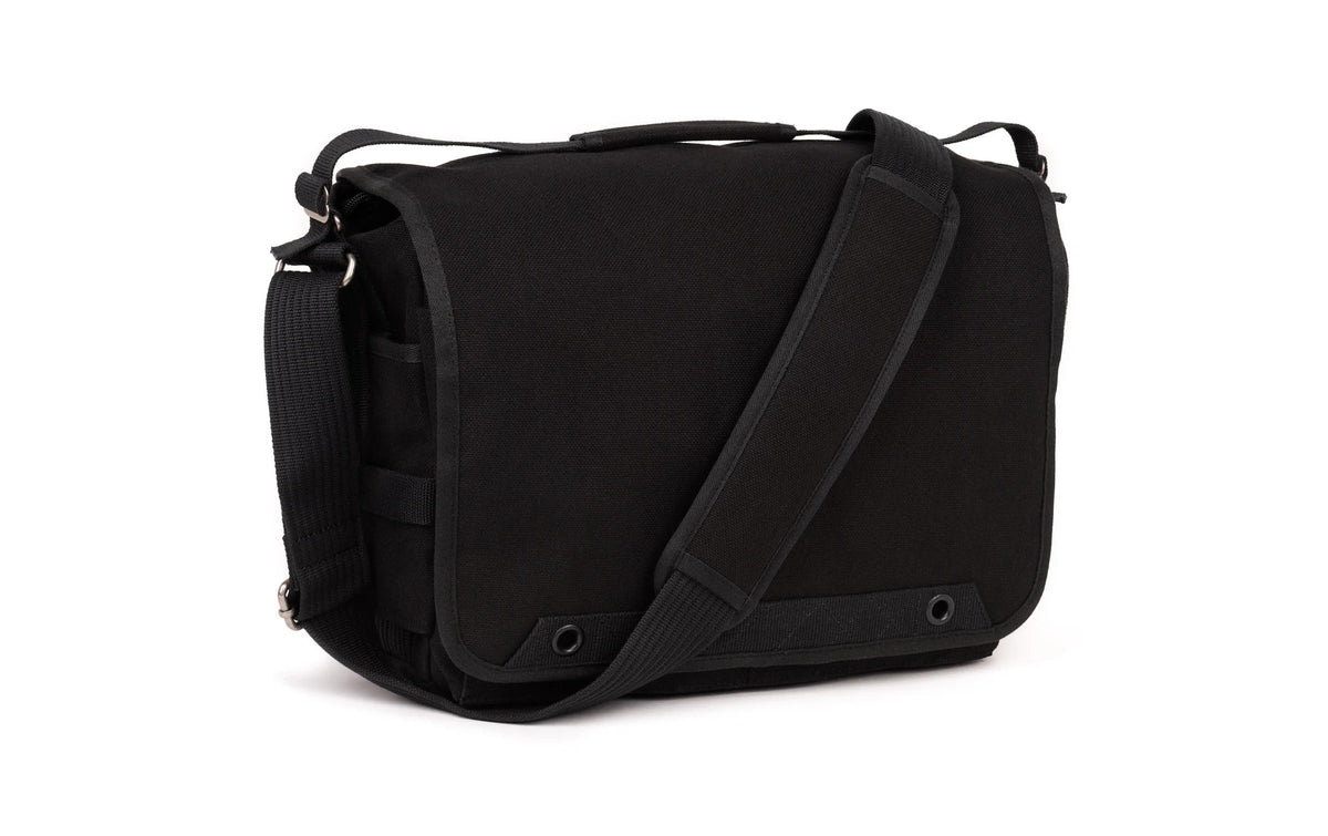 Think Tank Retrospective 30 V2.0 Umhängetasche – Canvas/Nylon, Schwarz – 15" Laptopfach, Regenhülle