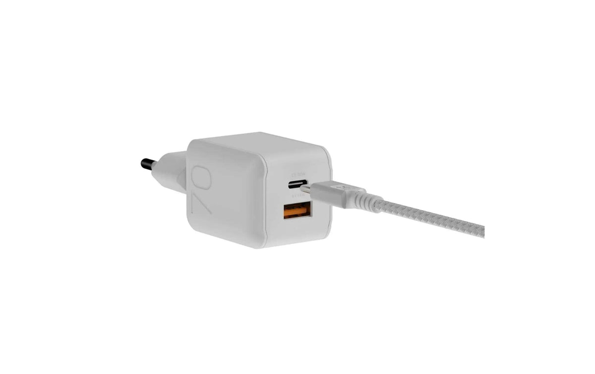 Xtorm XECNG700 USB-Ladegerät 70 W – USB-C×1, USB-A×1 – PD 3.0, QC 3.0, GaN – Weiss