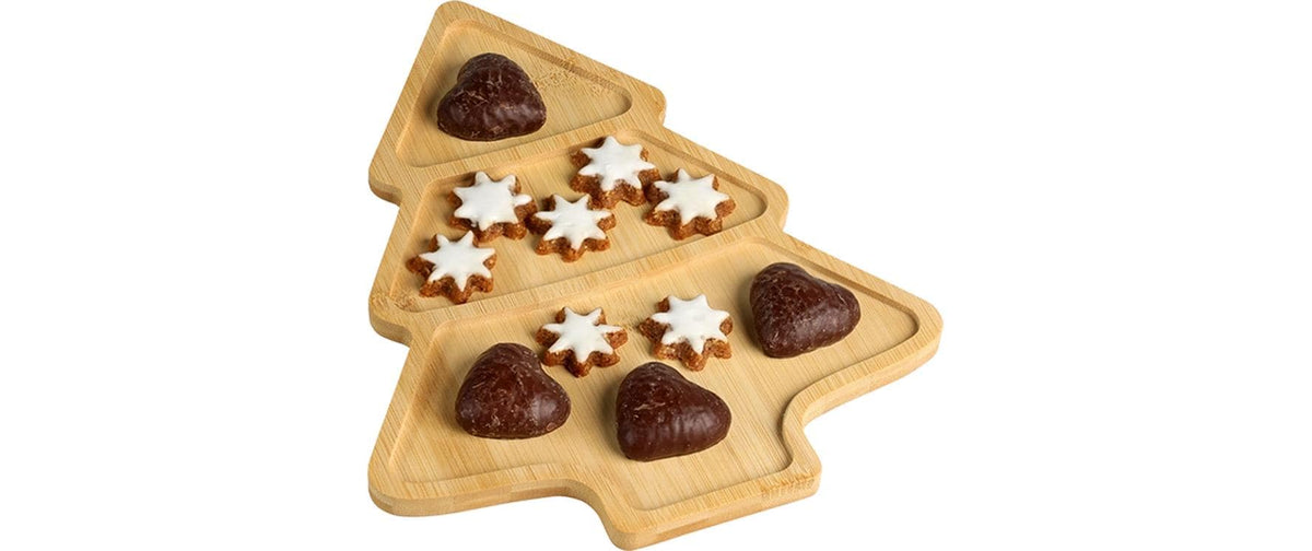 Kesper Servierteller Weihnachtsbaum – 30,5 × 28,0 × 1,5 cm, Bambus, Braun