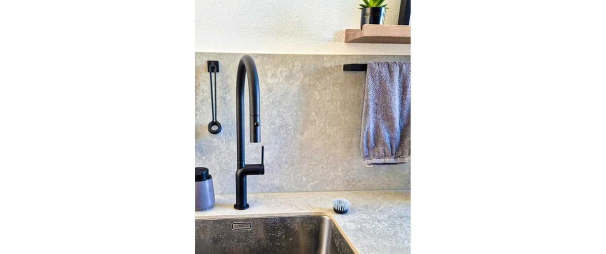 Ebnat Abwaschbürste Loop – Polyester, Polypropylen (PP), 23,3 cm, Weiss, mit Wechselkopf, Hergestellt in der Schweiz