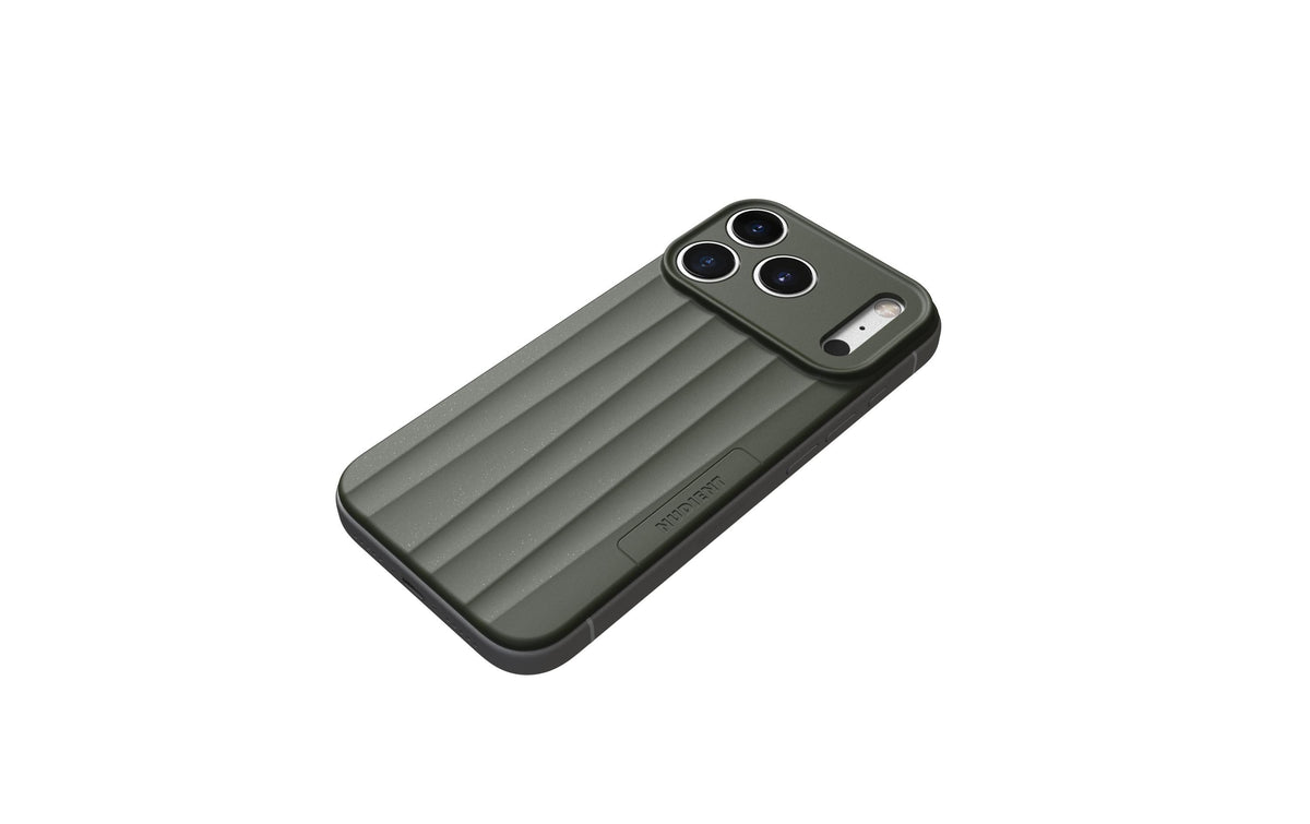 Nudient Slice – Backcover – für iPhone 17 Pro/18 Pro – MagSafe, Kunststoff+Silikon, Pine Green