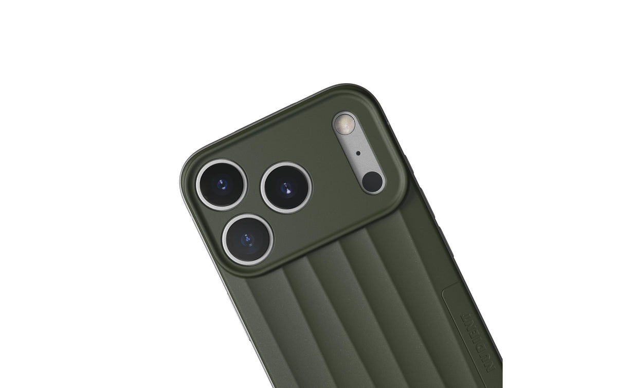 Nudient Slice – Backcover – für iPhone 17 Pro/18 Pro – MagSafe, Kunststoff+Silikon, Pine Green