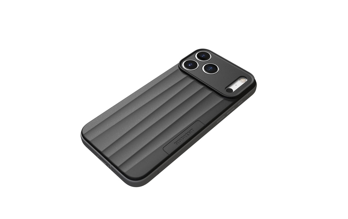 Nudient Slice Case – Backcover – für Apple iPhone 17 Pro Max/18 Pro Max, MagSafe, Kunststoff+Silikon, Schwarz