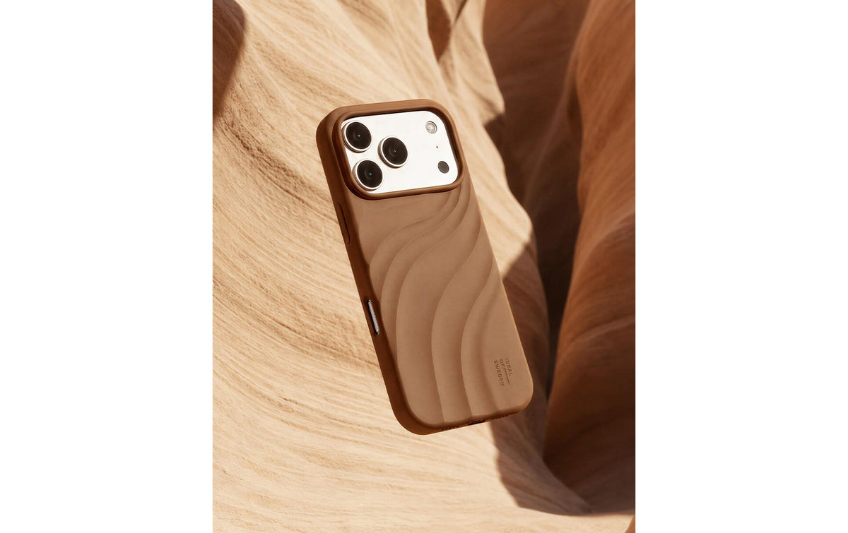 iDeal of Sweden Swirl Backcover – für Apple iPhone 17 Pro Max / 18 Pro Max, MagSafe, Silikon, Salted Caramel
