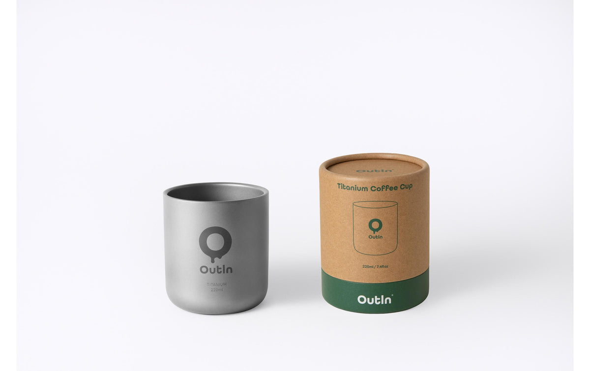 Outin Kaffeebecher – 220 ml, 7,2 × 7,9 cm, Metall, Grau/Silber, doppelwandig