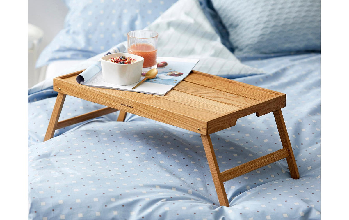 Blomsterberg Serviertablett – 64 × 31,5 × 23,5 cm, Holz (Eiche), Braun