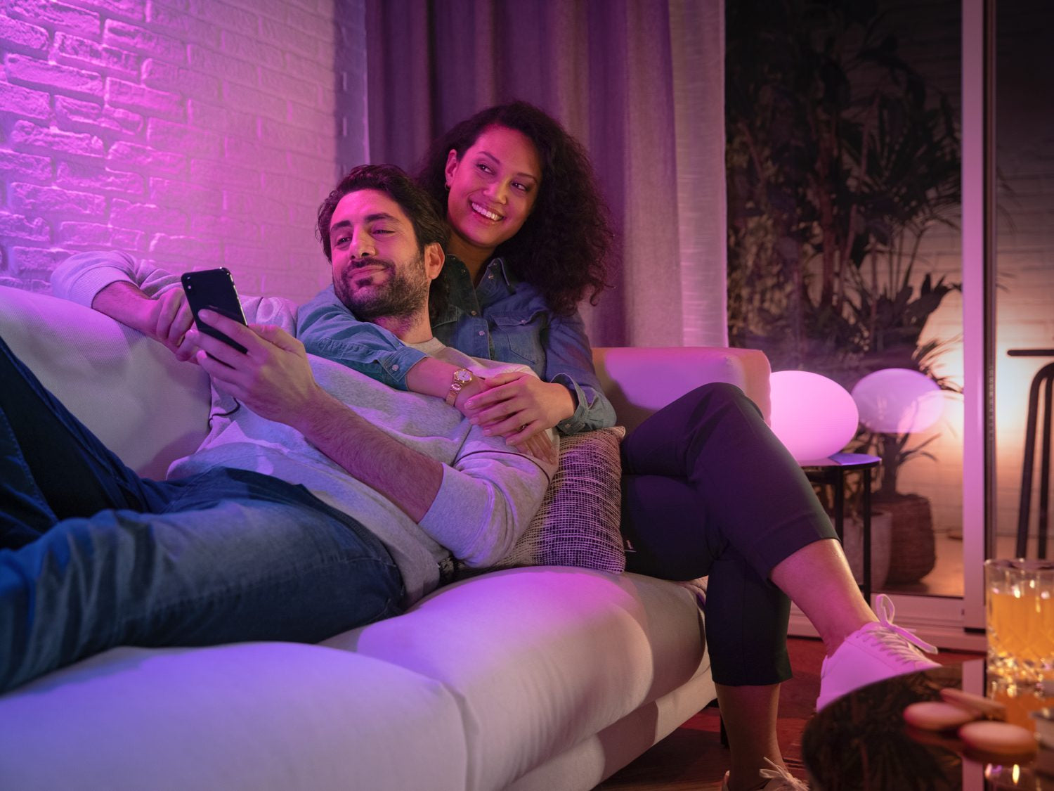 Philips Hue LED-Leuchtmittel GU10 3er-Pack – 4,2 W dimmbar, 2000–6500 K, für Zigbee, HomeKit und Alexa