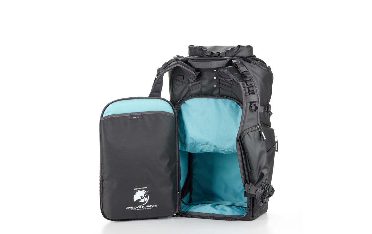 Shimoda Action X40 v2 Kamerarucksack – 40 l, Nylon – Schwarz – mit Regenhülle, herausnehmbares Kamerafach