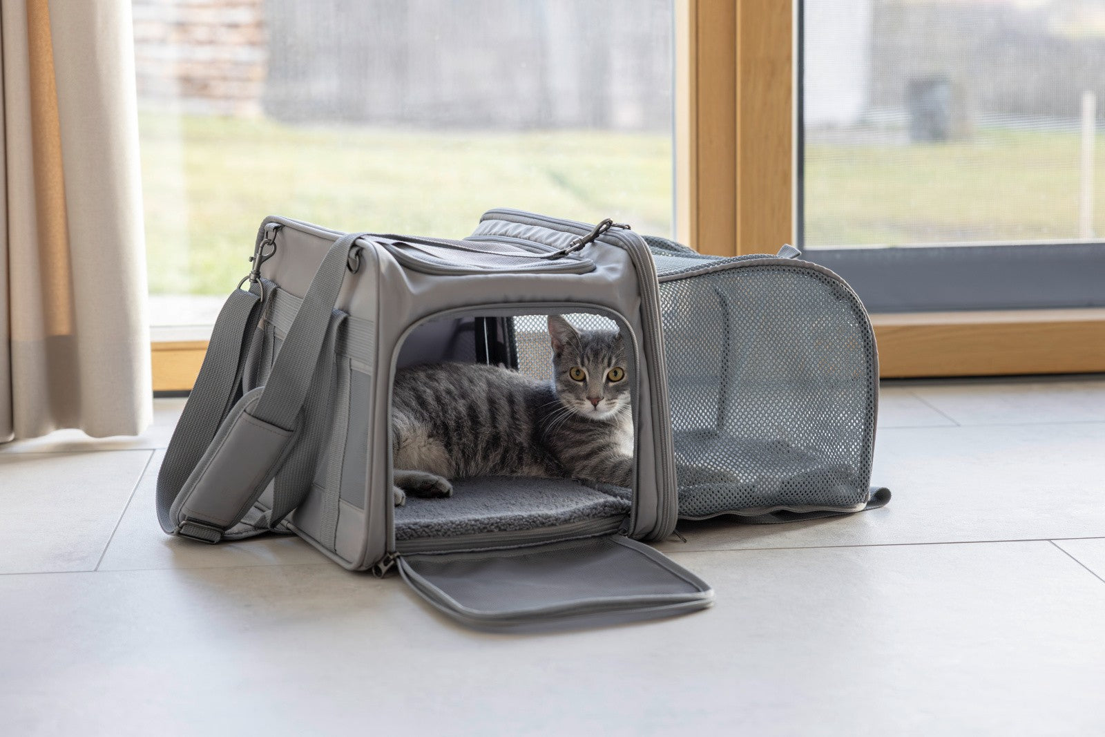Kerbl Vacation – Tragetasche für Katze und Hund, Grau, 31 × 30 × 44 cm