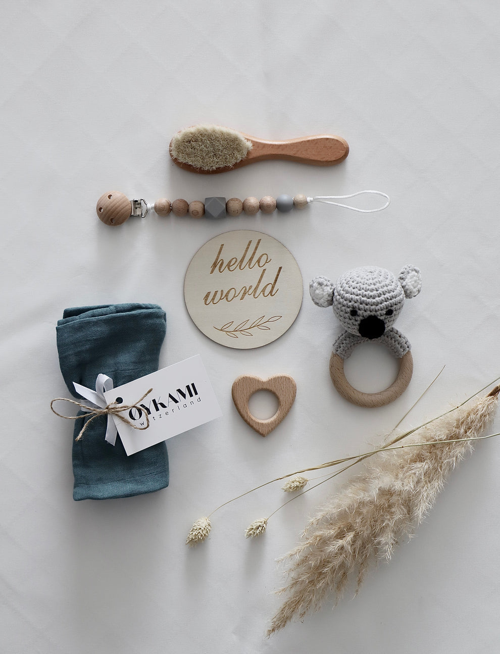 OYKAMI Aspen Geschenkbox – Holz, Baumwolle – Blau/Weiss/Beige – ab 0 M