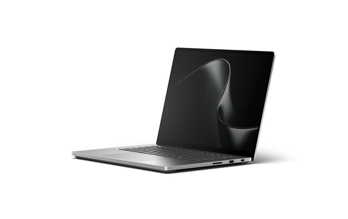 Microsoft Surface Laptop Ultra – 15", 24 GB, 1 TB SSD, RTX Spark S2, Win 11 Pro