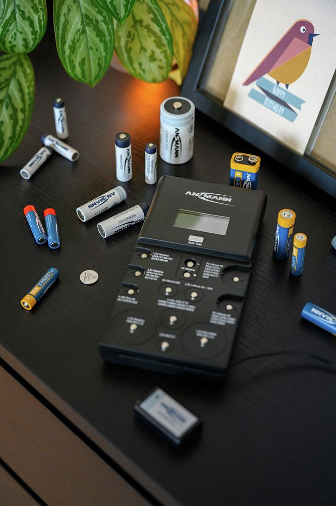 Ansmann Energy Check LCD – Batterietester – LCD, für AA/AAA/C/D/9 V/Knopfzellen