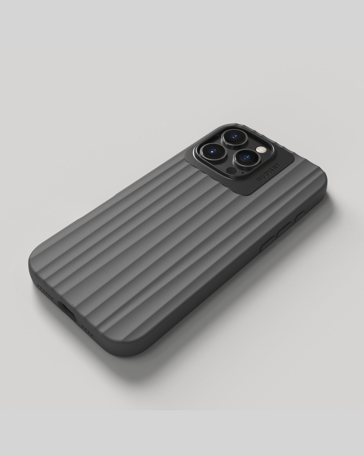 Nudient – Backcover Bold – für Apple iPhone 16 Pro Max – schwarz – MagSafe-kompatibel