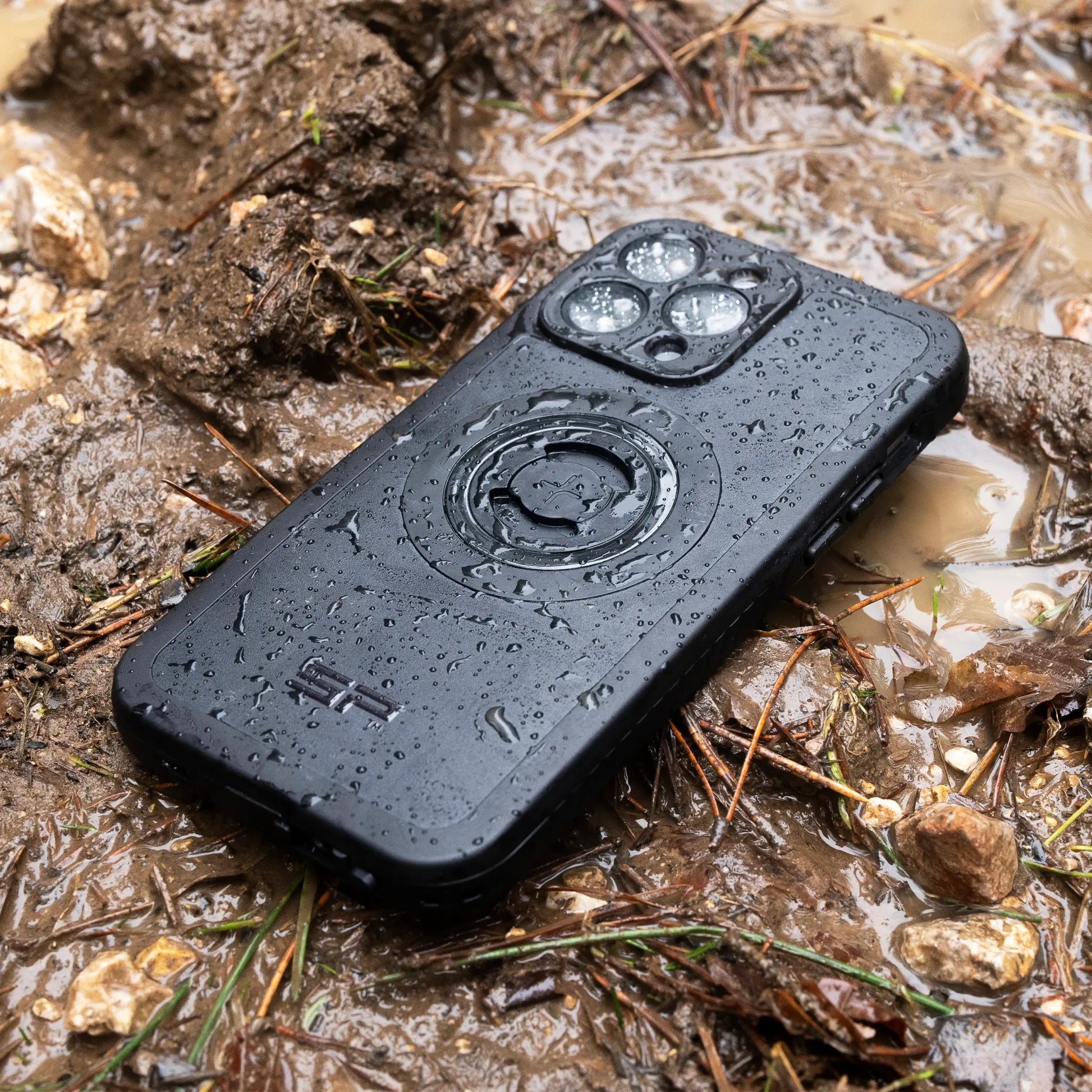 SP Connect Backcover – für Apple iPhone 16 – schwarz – MagSafe-kompatibel, wasserdicht