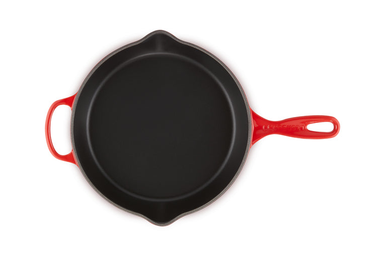 Le Creuset Fonduepfanne – Ø 29,8 cm, Gusseisen, Emaille, für Induktion, Gas, Glaskeramik u. a., Rot/Schwarz