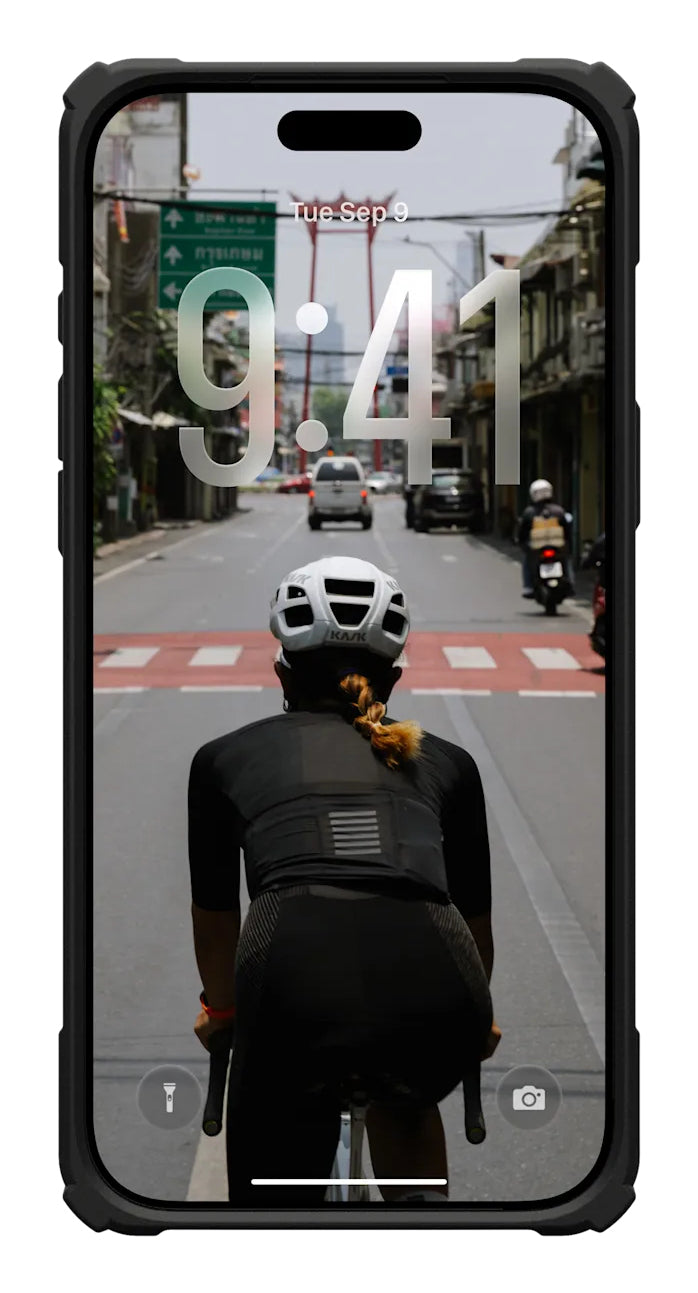 Urban Armor Gear UAG – Plasma XTE Backcover – für Apple iPhone 17 Pro Max – schwarz/transparent – mit Kickstand, fallsicher