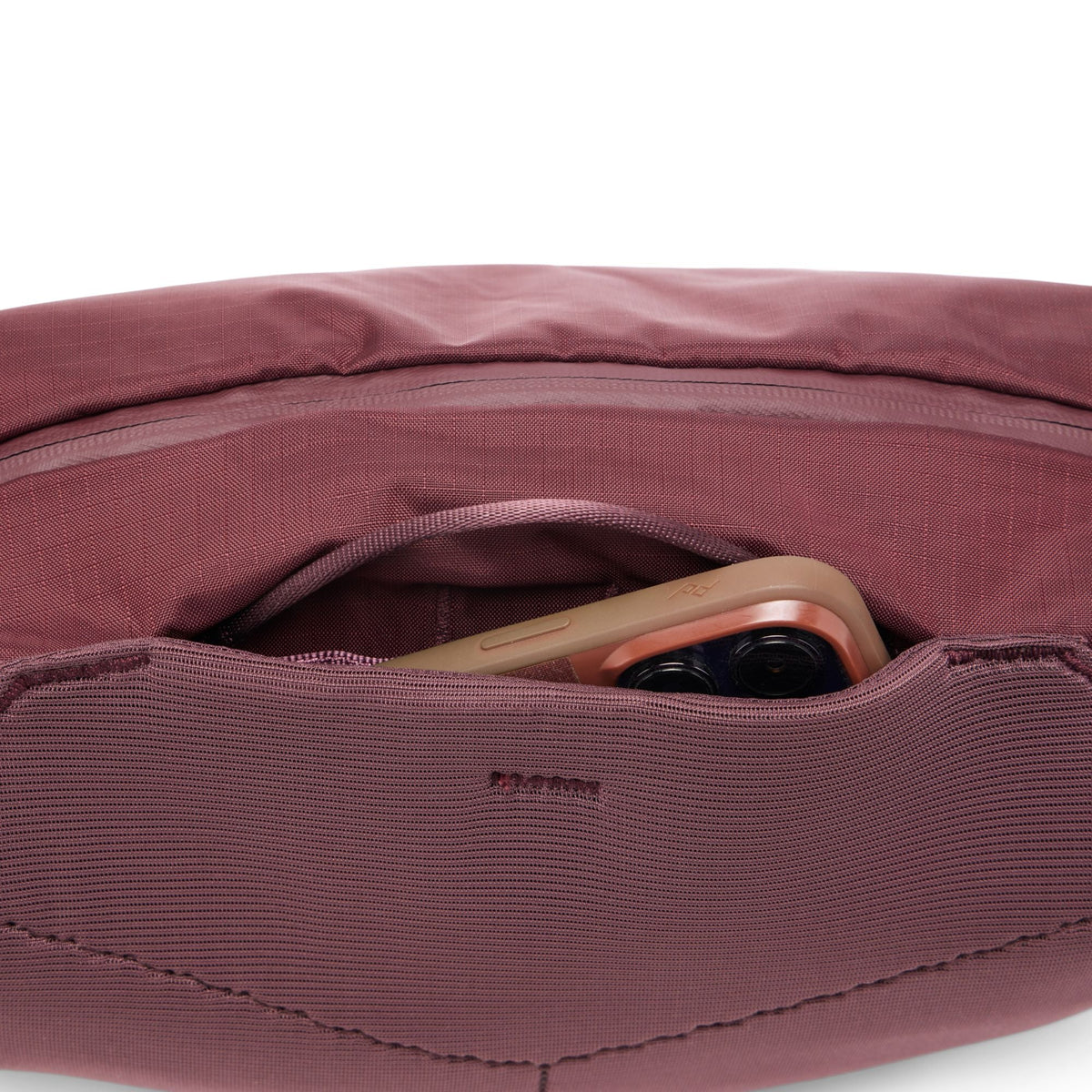 Peak Design Outdoor Sling – Umhängetasche, 7,5 l, Nylon/PU, Bordeaux, 35 × 11 × 22 cm