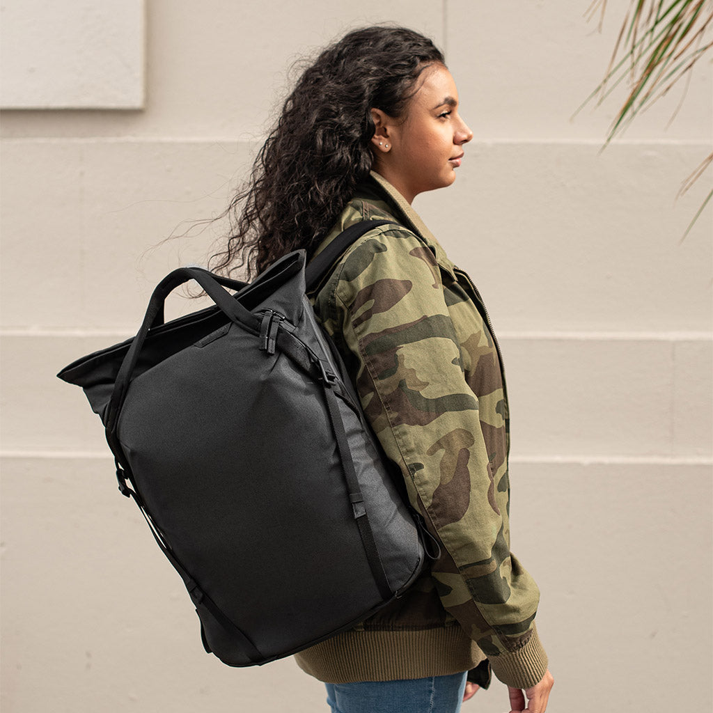Peak Design Everyday Totepack v2 Kamerarucksack – 20 l (erweiterbar auf 25 l) – Nylon – Schwarz