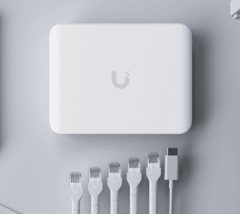 Ubiquiti Managed Switch – 5× 2,5G, PoE, Desktop