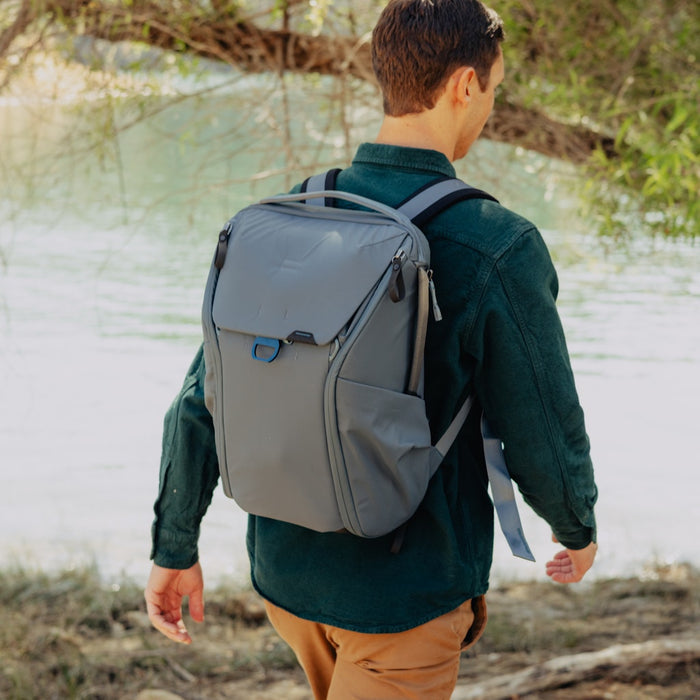 Peak Design Everyday Rucksack Kamerarucksack – 20 l, Nylon – Blau