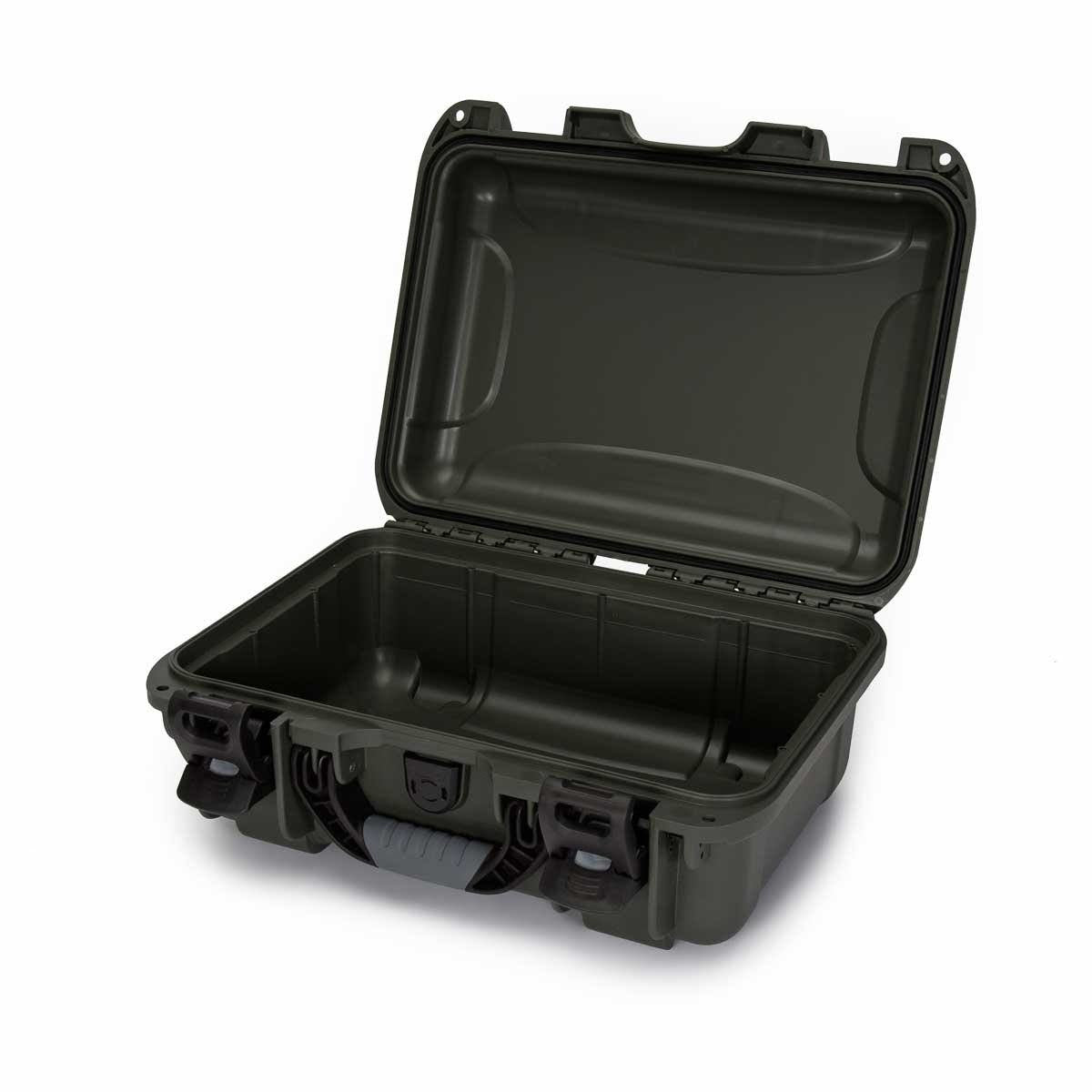 Nanuk Schutzkoffer 915 – Kunststoff, Olivgrün, 39,1 × 17,3 × 30,7 cm