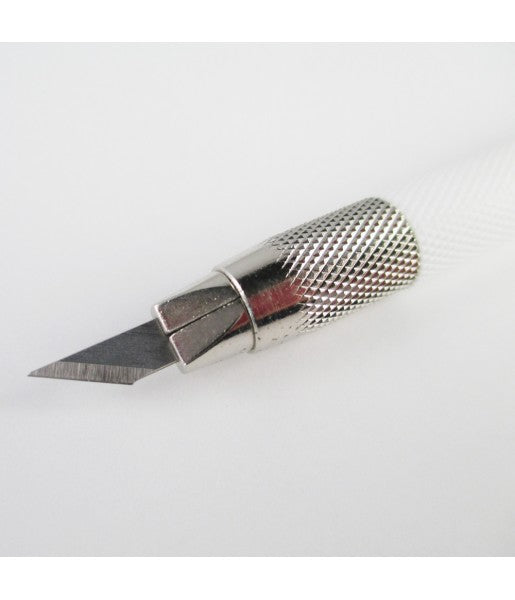 NT Cutter D-401P – Abbrechmesser, 9 mm, Spitzwinkelklinge, Weiss – für BDA-200P, BDC-200P, BD-50P u. a.