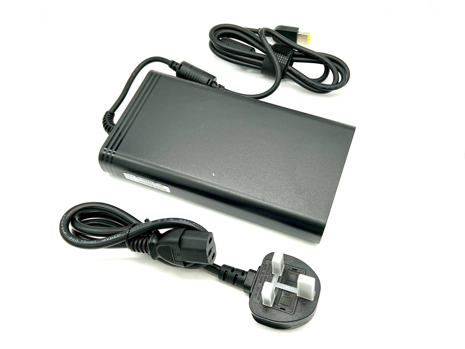 BTI 01FR044-UK Netzteil 240 W – UK-Stecker (Typ G) – für Laptop