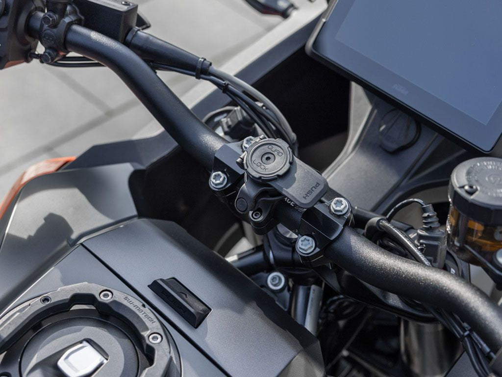 Quad Lock Motorrad-Lenkerhalterung Pro, Klemmhalterung, 360° drehbar – für Quad Lock Cases – Schwarz/Chrom