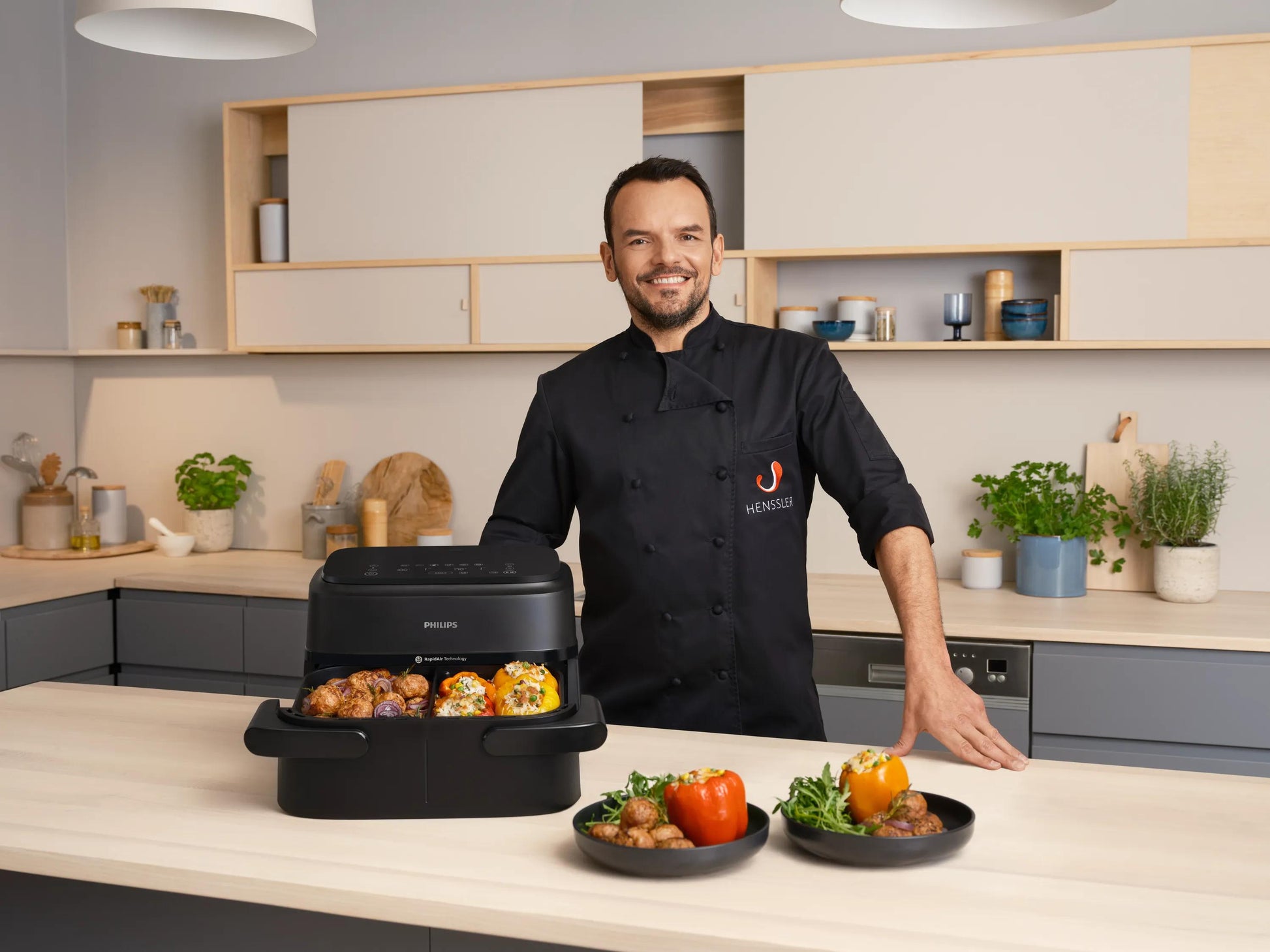 Philips Heissluftfritteuse NA150/00 – 7 l, Rapid Air & 8 Programme, 2450 W – schwarz