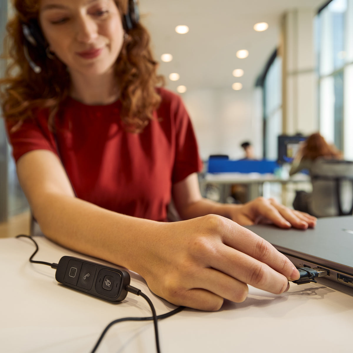 HP Poly Mission 625 Office-Headset – On-Ear, Stereo, USB-C, Schwarz