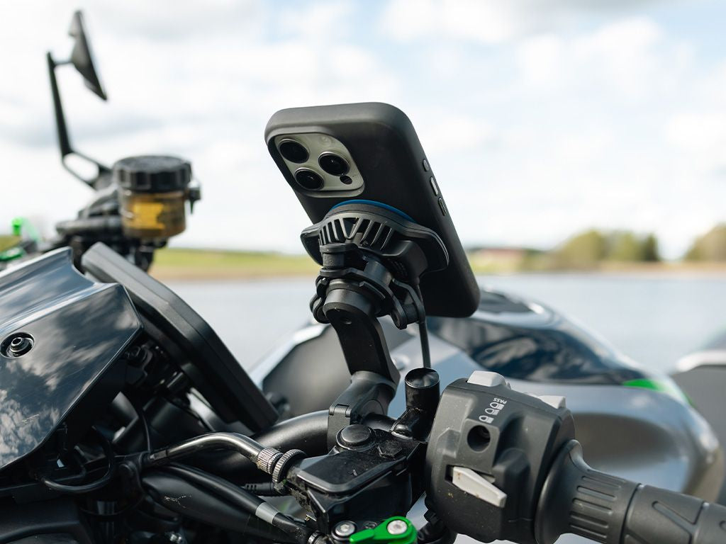 Quad Lock Motorrad-Lenkerhalterung Pro, Klemmhalterung, 360° drehbar – für Quad Lock Cases – Schwarz/Chrom