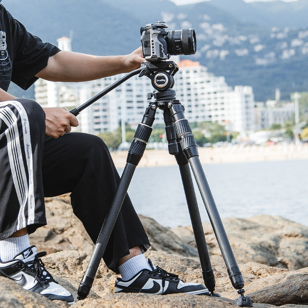 SmallRig FT-S303 Carbon-Faser Dreibeinstativ – 150 cm, 6 kg Tragkraft, 74 cm eingeklappt – 2,9 kg – Schwarz