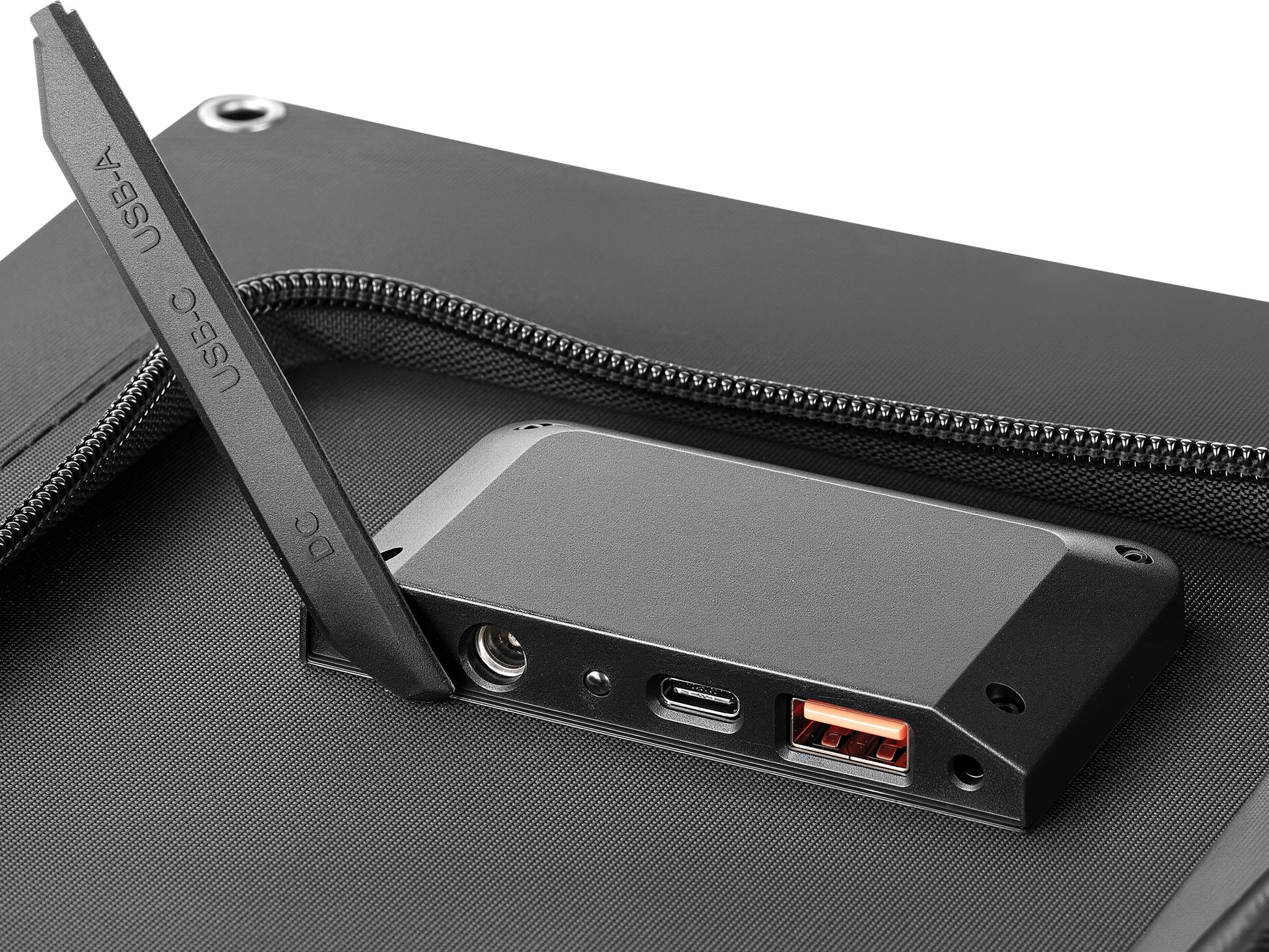 Sandberg LightWeight Ladegerät – 60 W, 1× USB-C + 1× USB-A, Solar, IP67, LED-Anzeigen