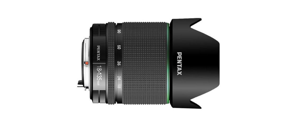 Pentax smc DA 18–135mm f/3.5–5.6 ED AL DC WR Objektiv für Pentax K (K‑5, K‑r, K‑7 u. a.) – Schwarz