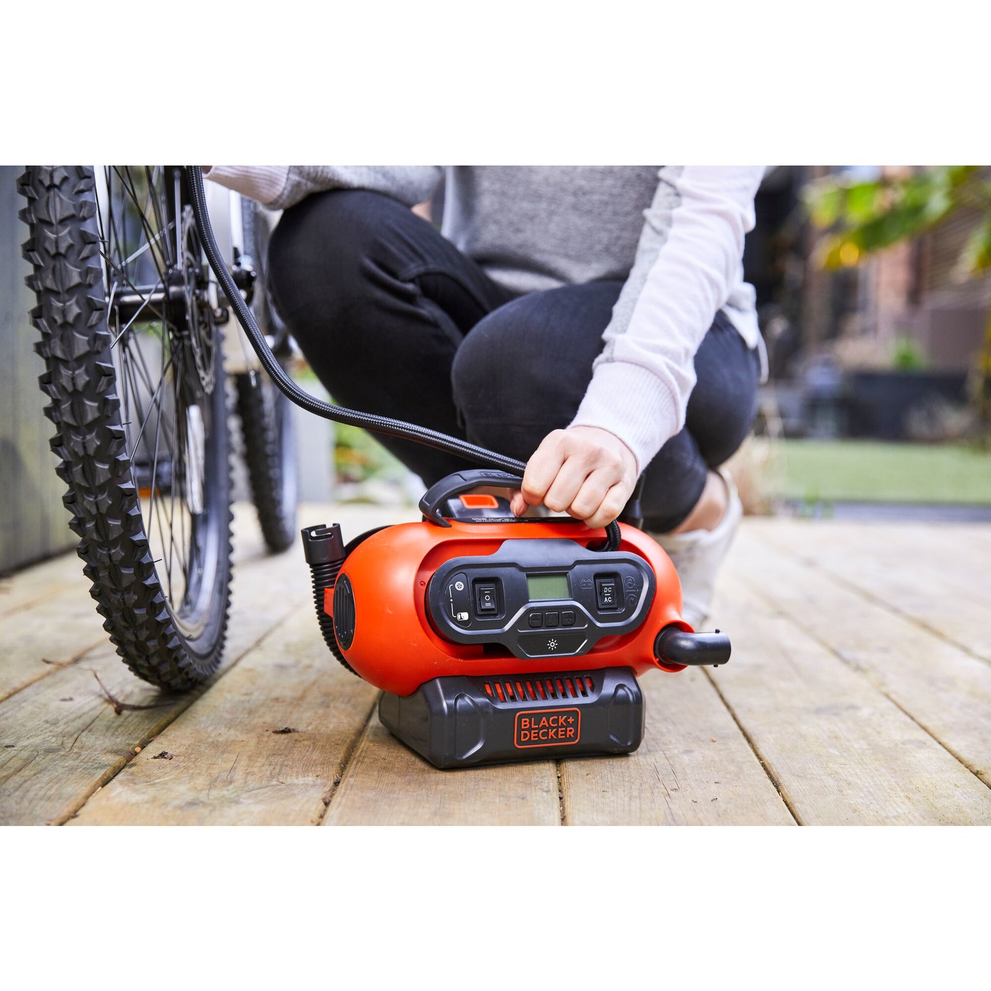 Black & Decker BDCINF18N Akku-Kompressor – 18 V – 11 bar, 160 l/min – Solo