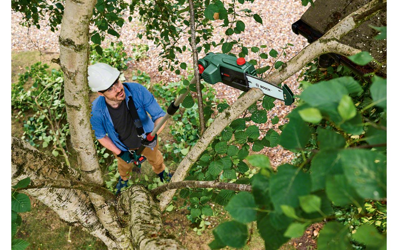 Bosch UniversalChainPole Hochentaster – 18 V – Schwertlänge 200 mm – 2,5 Ah & Ladegerät – POWER FOR ALL