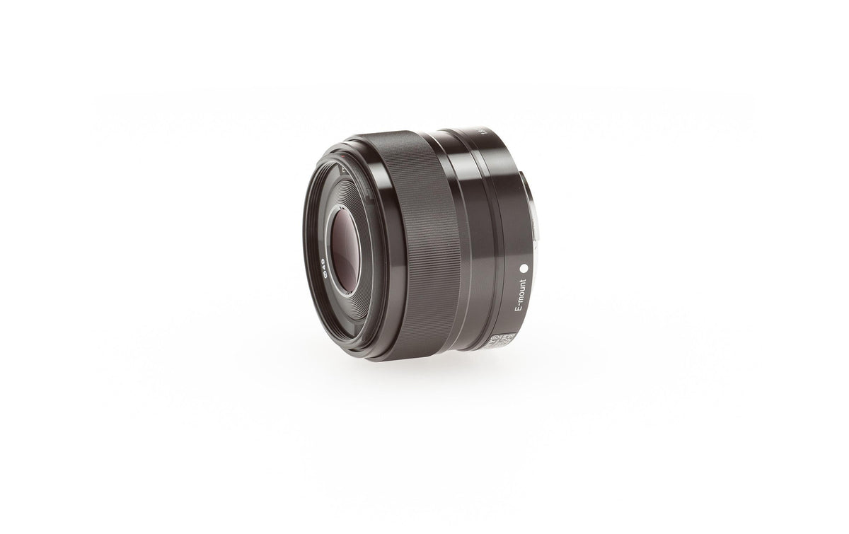 Sony SEL35F18 E-Mount Objektiv – 35 mm f/1.8 OSS – für NEX-C3A, NEX-F3K, NEX-3D und andere