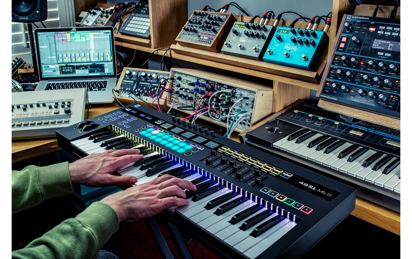 Novation 49SL MkIII – USB MIDI Controller