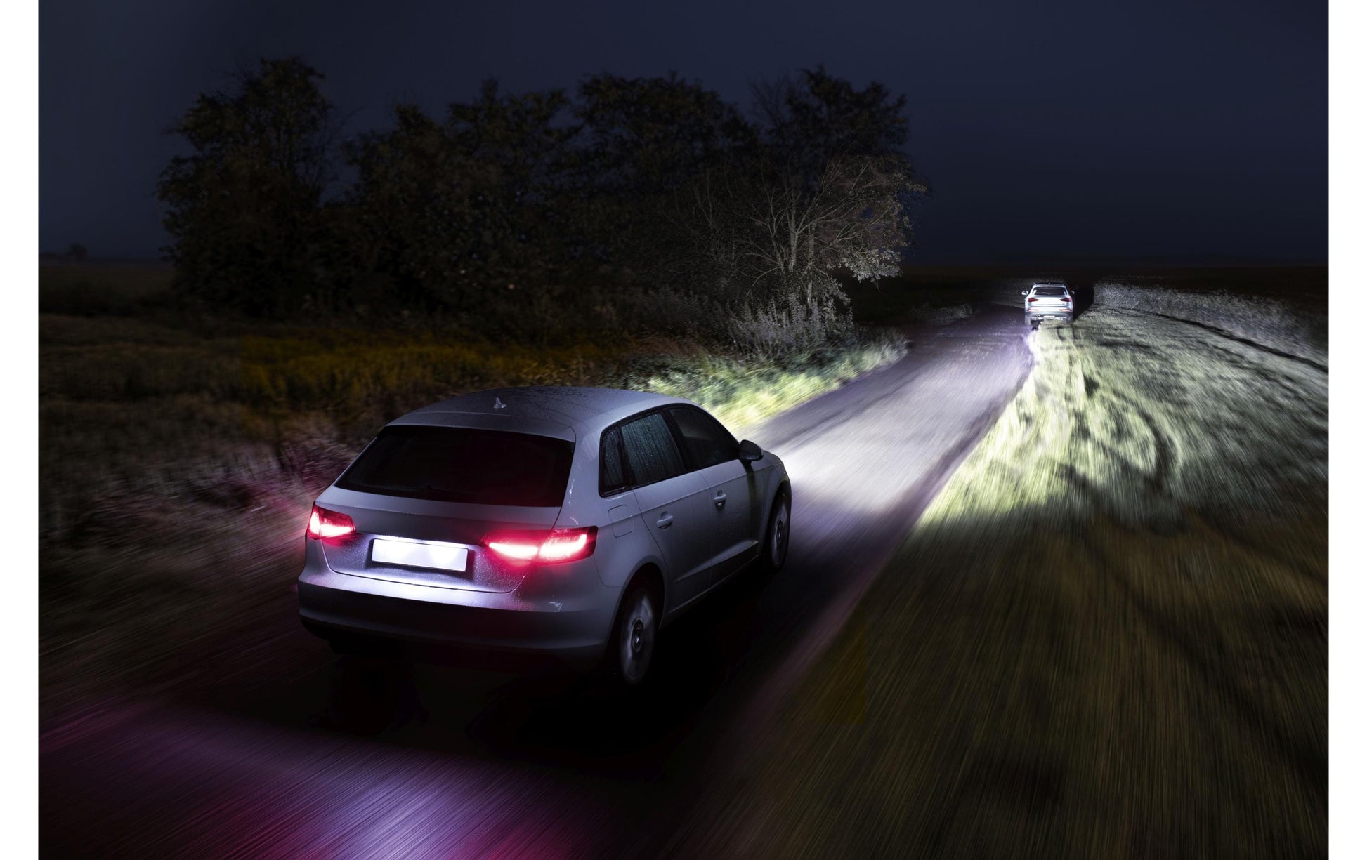 Philips Halogen-Leuchtmittel H7 (PX26d) – 3500 K, 1500 lm, 55 W – 12 V – 2 Stk. – Racing Vision GT200