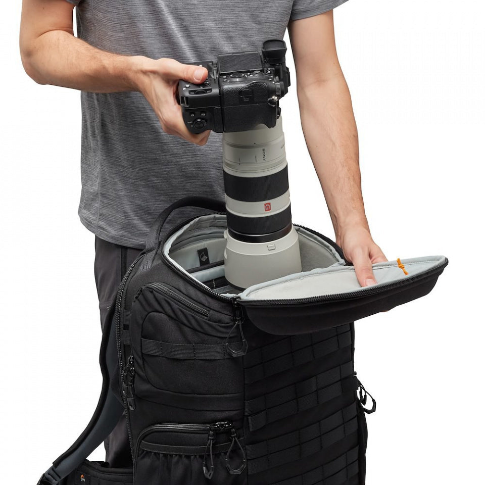 Lowepro ProTactic BP 450 AW III Kamerarucksack – 28 l, für Notebook 40,6 cm (16"), Regenhülle – Schwarz