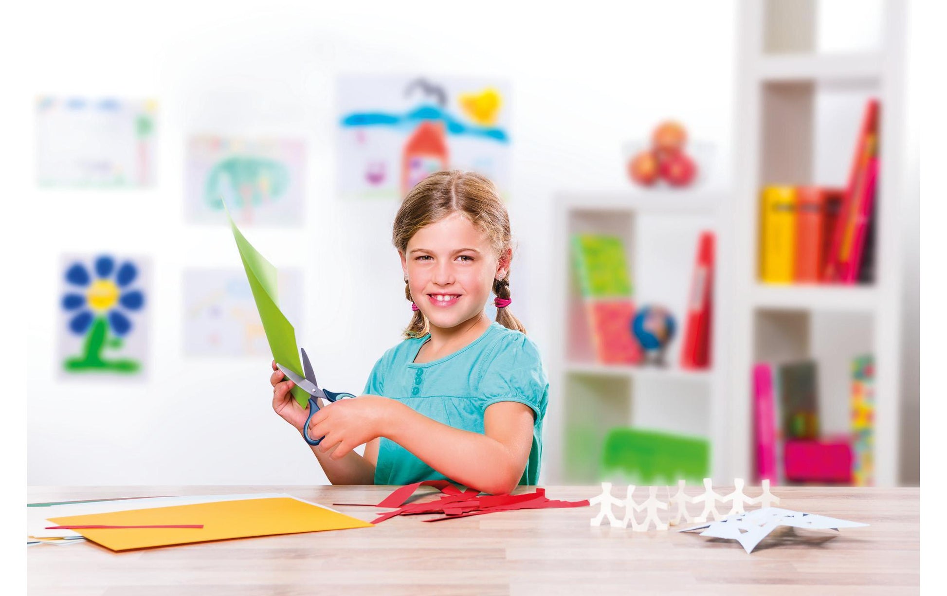Pelikan Griffix Kinderschere, abgerundet, für Linkshänder – Titannitrid-beschichtet, ergonomischer Griff, Blau
