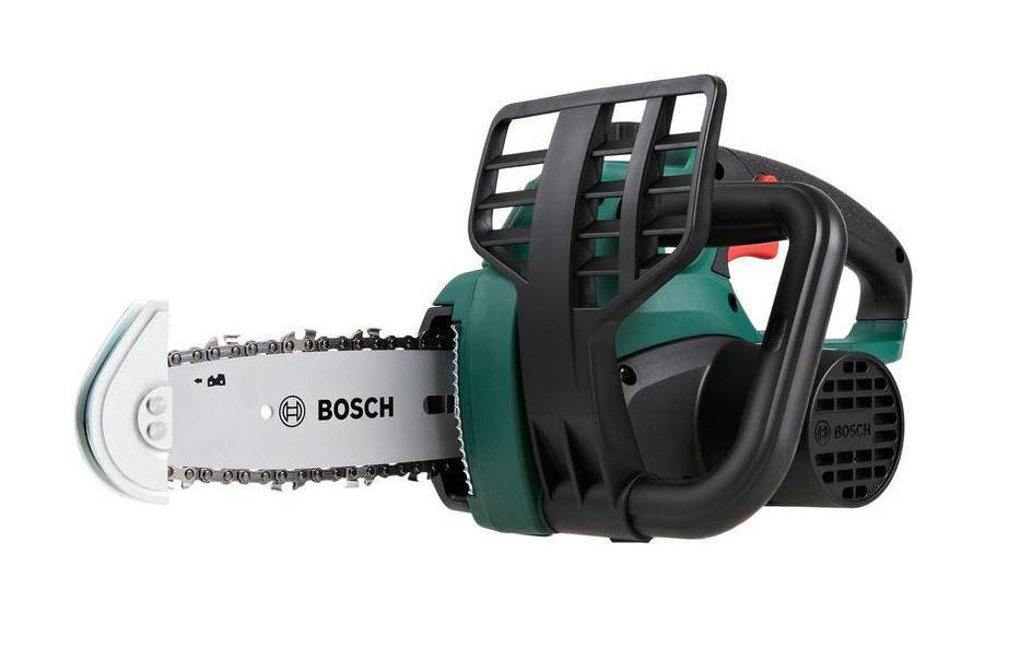 Bosch UniversalChain 18 Akku-Kettensäge – 18 V – Schwertlänge 200 mm – 2,5 Ah & Ladegerät – POWER FOR ALL