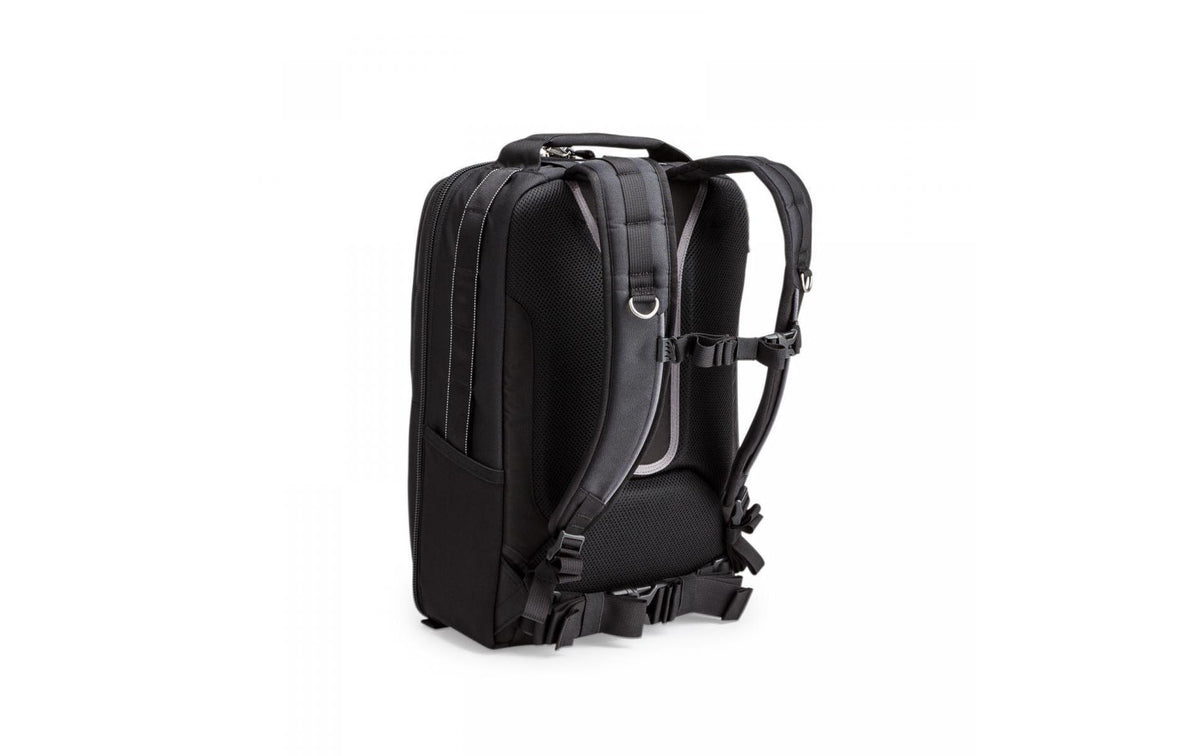 Think Tank Airport Essentials Rucksack – DSLR, 4 Objektive, Notebook-/Tablet-Fach, Regenhülle – Schwarz