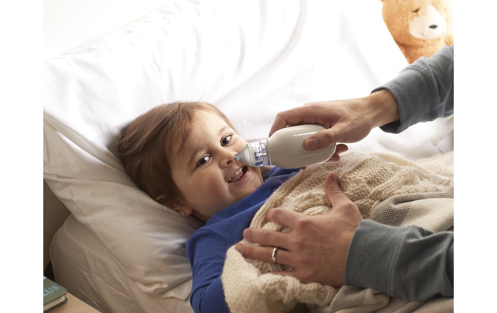 Braun Nasensauger BNA 100 – elektrisch, Akku – abnehmbare, spülmaschinenfeste Spitzen – weiss