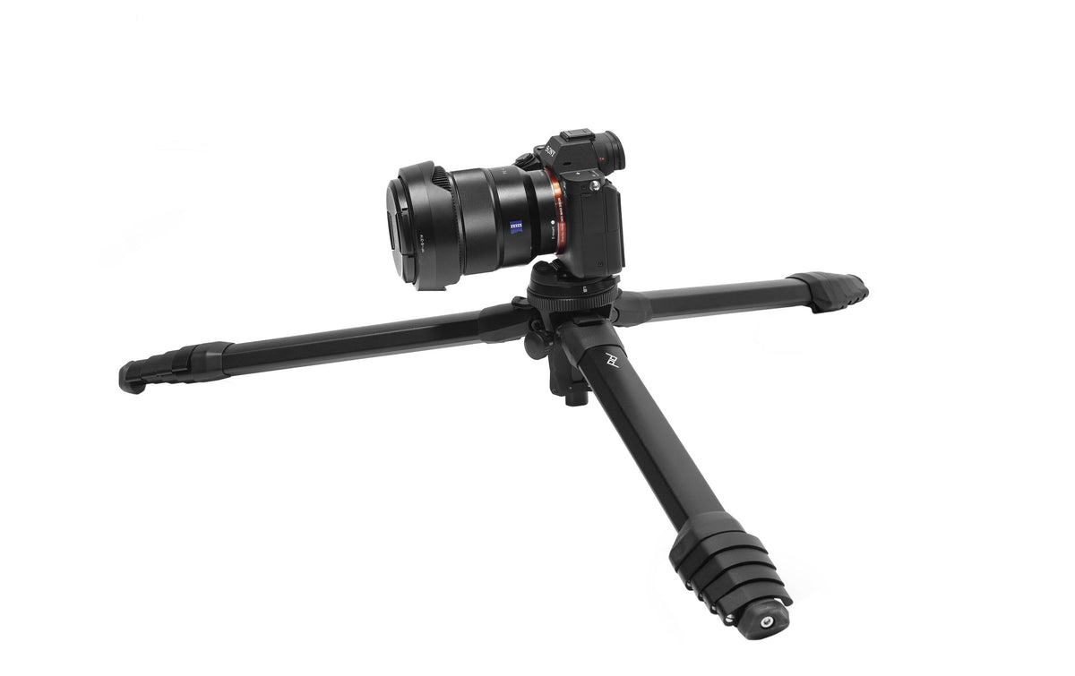 Peak Design Travel Tripod Aluminium Stativ – bis 152,4 cm, 5 Sektionen – Traglast 9,1 kg – Schwarz