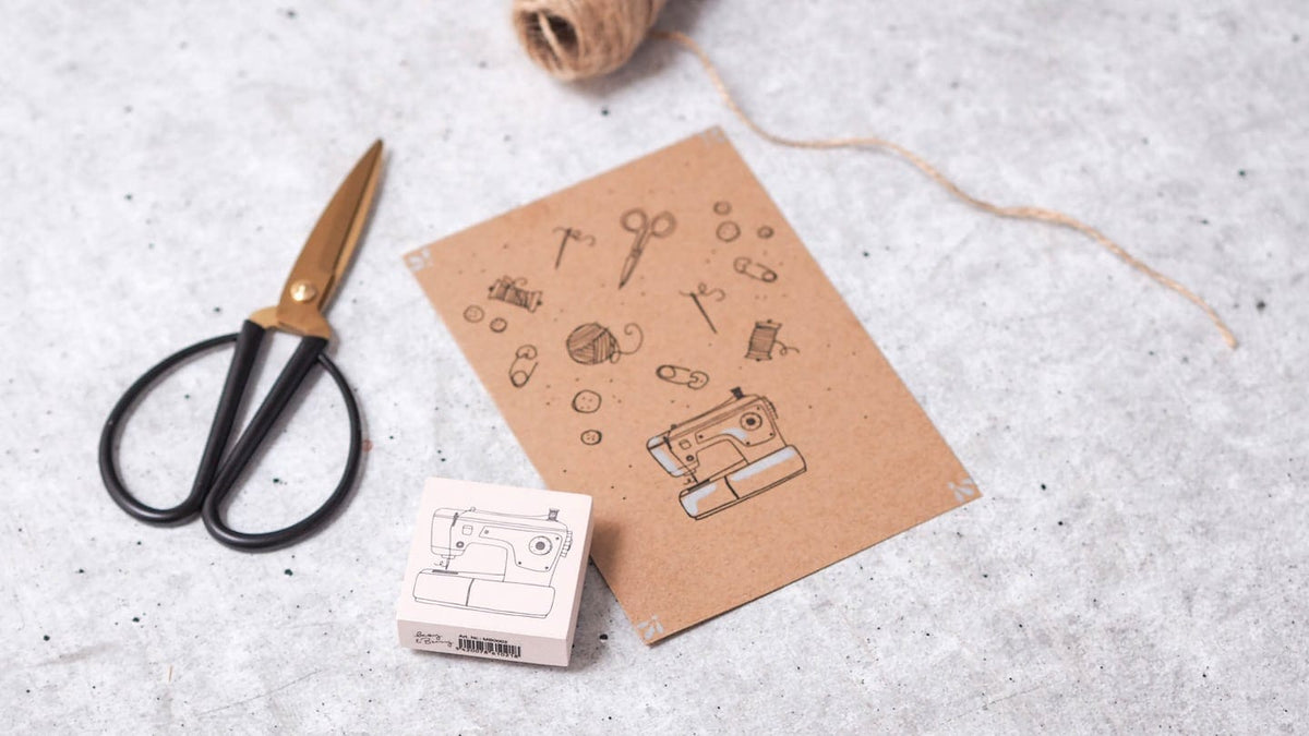 Colop May & Berry – Motivstempel, Holz, Motiv Nähmaschine, Abdruck 45 × 45 mm