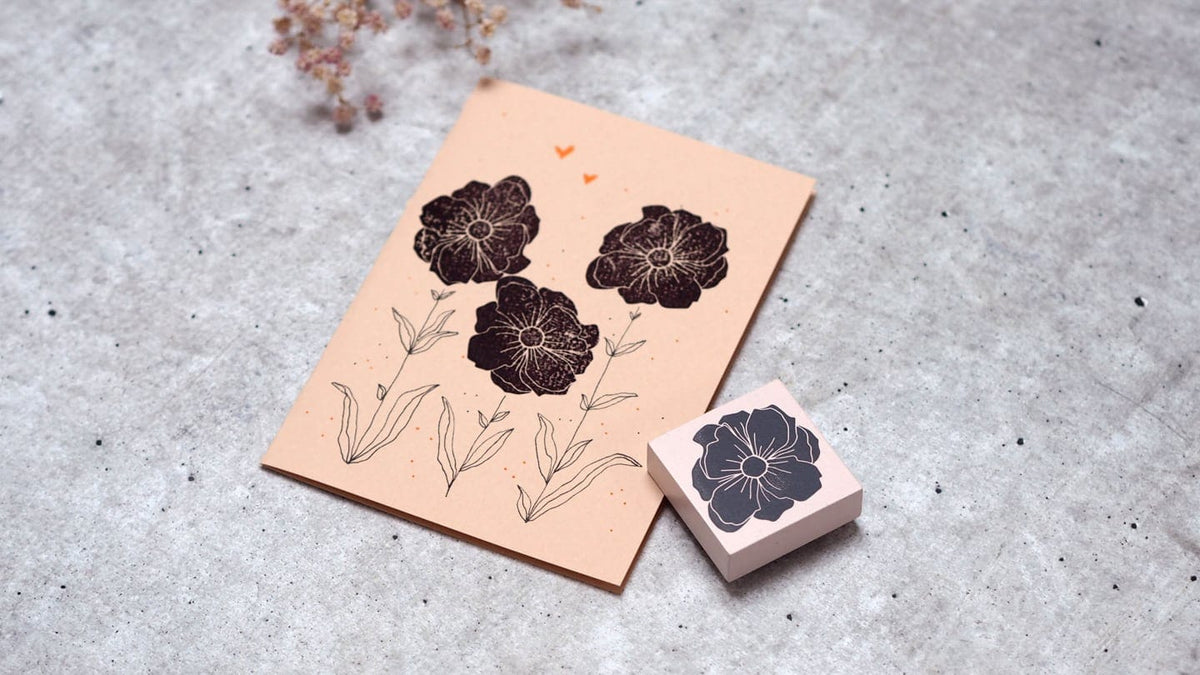 Colop Stempel May & Berry, Dunkle Blüte, Buchenholz/Naturgummi, 4,5 × 4,5 cm, Nude