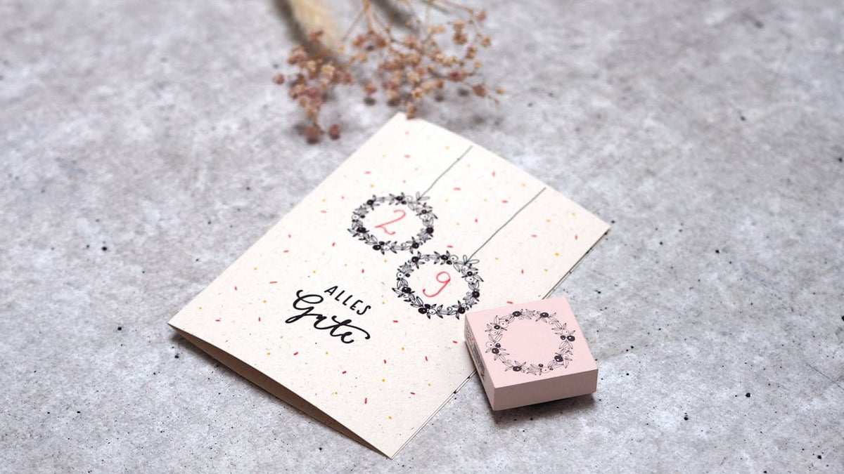 Colop Motivstempel – May & Berry Beerenkranz – Holz – 45 × 45 mm
