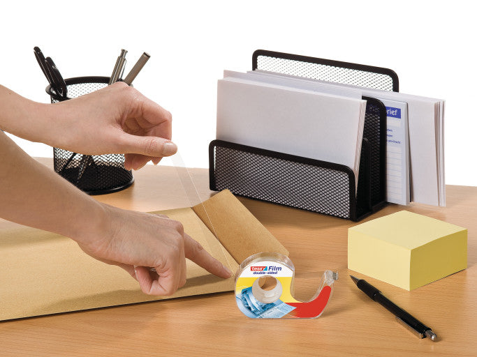 TESA Doppelseitiges Klebeband – mit Abroller – permanent, klar, Kunststoff, 12 mm × 7,5 m, Kern Ø 26 mm