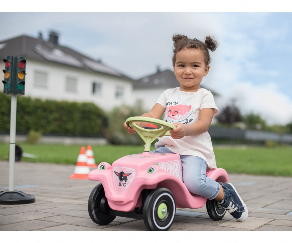 BIG Bobby-Car Classic Flower Aufsitzauto – 38 × 30 × 58 cm – 50 kg Belastbarkeit – ab 1 Jahr – rosa/grün